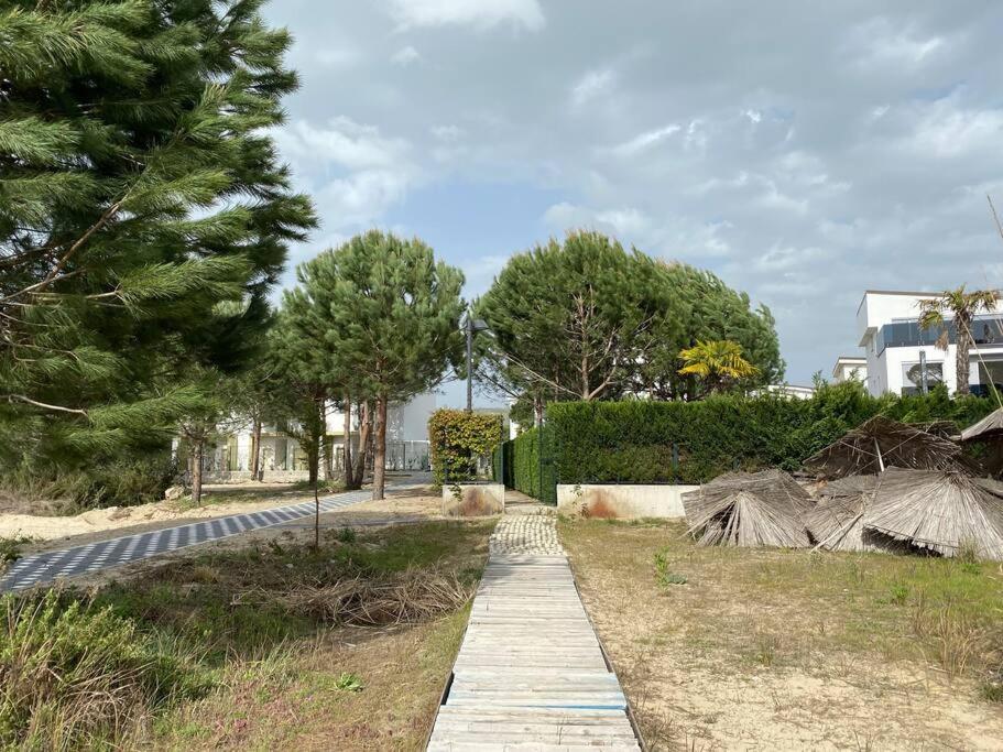 Blue Garden Villa, Gjiri I Lalezit Durrës